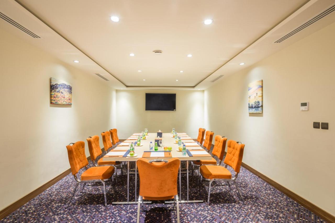 Mena Hotel Tabuk Zewnętrze zdjęcie