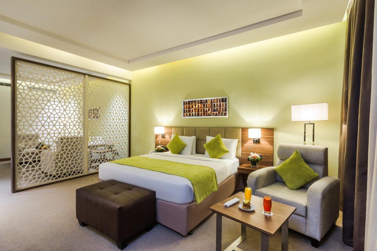 Mena Hotel Tabuk Zewnętrze zdjęcie